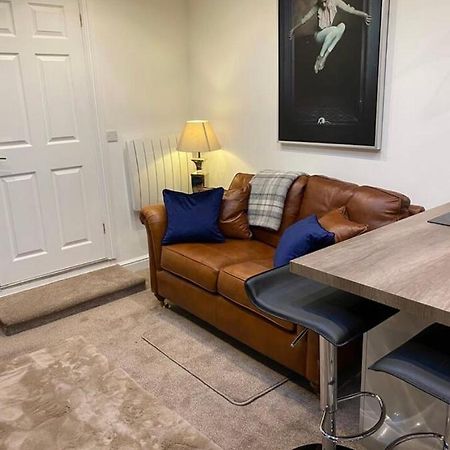 Balcony House Apartment In كندال المظهر الخارجي الصورة